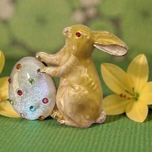 Nordstrom Gold / Enamel Easter Bunny Brooch NWOT